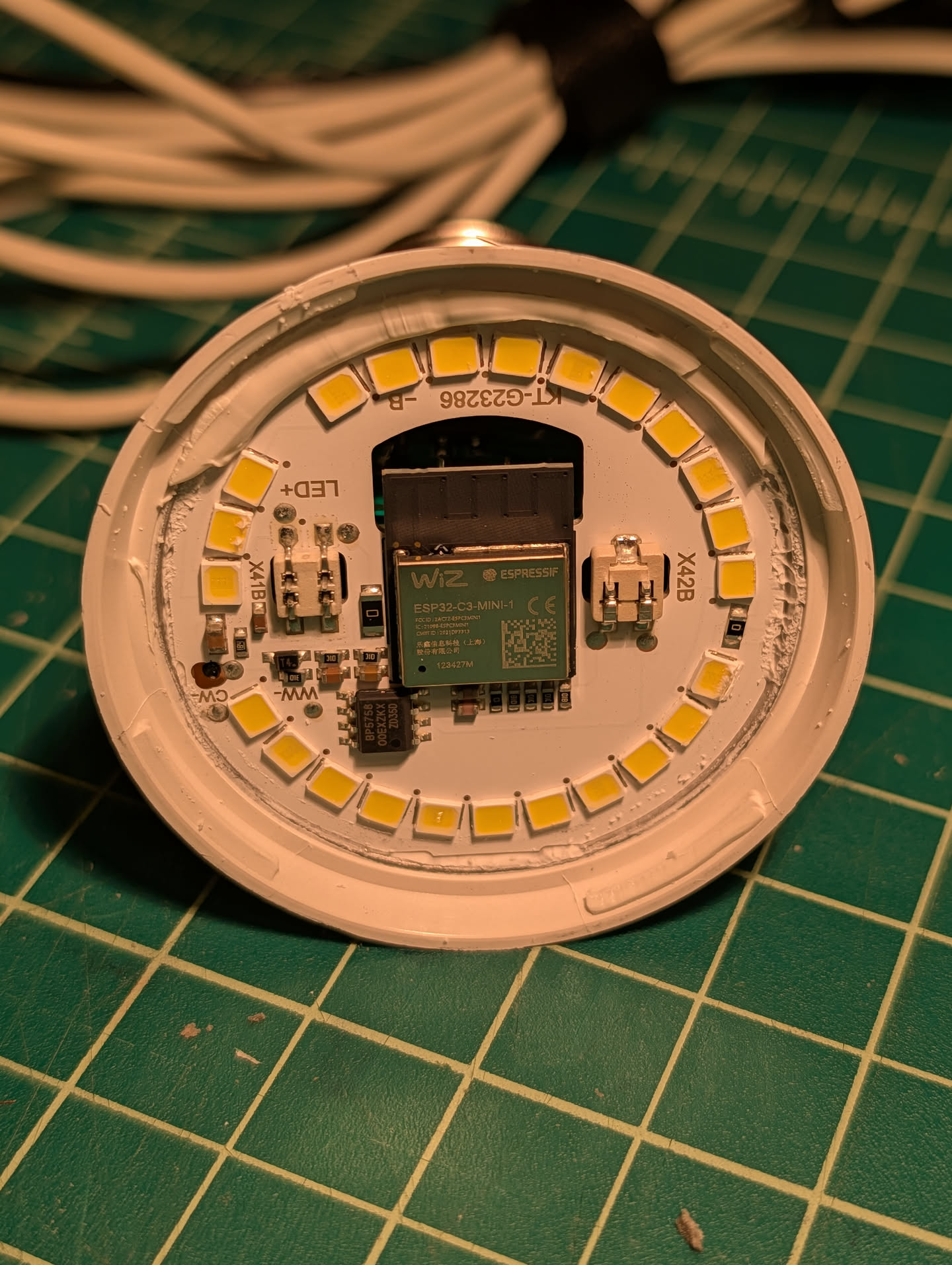 Philips WiZ light with top removed